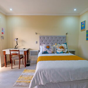 Pearl Room
